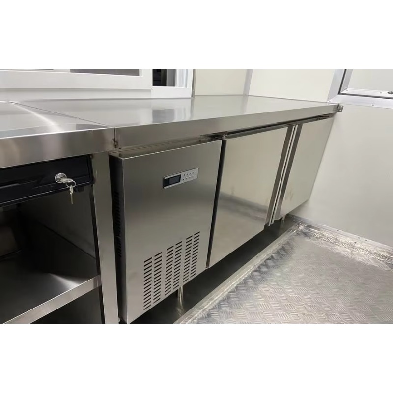 Cucina Mobile, Furgone per Ven - Food Truck With Snacks recensione e prezzo